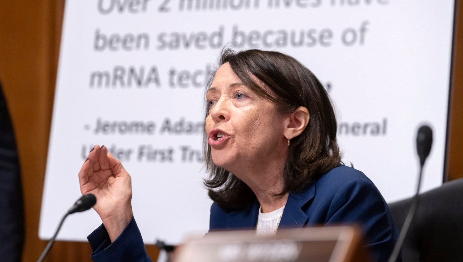 abdli senatorden aysenur paylasimiyla yasa tasarisi sinyali NtCJGMwW