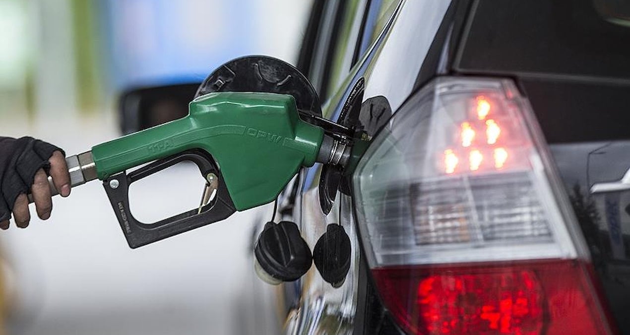 arac sahiplerine kotu haber benzin fiyati 54 tlyi asacak DQCZGg3d