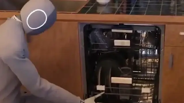 ev robotu neonun bulasik makinesiyle imtihani 20 bin dolarlik devrim alay konusu oldu nAP8125I.webp