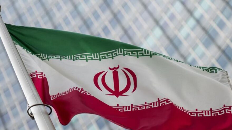 İran, Savaşın Süresi Hakkında Kritik Açıklamalarda Bulundu