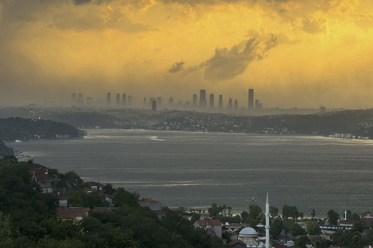 Istanbulda etkili olan firtina hayati olumsuz etkiledi VfdpXhuC